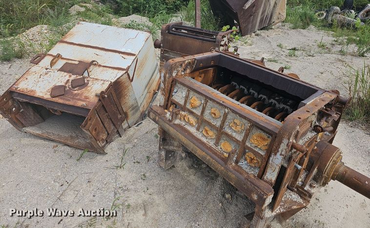 image for item NT9830 (2) crushers