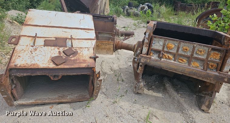 image for item NT9830 (2) crushers