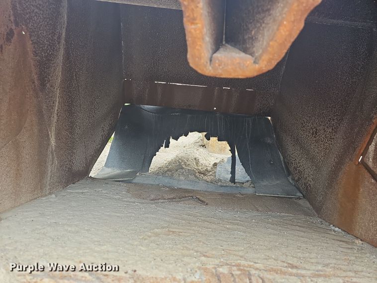 image for item NT9830 (2) crushers