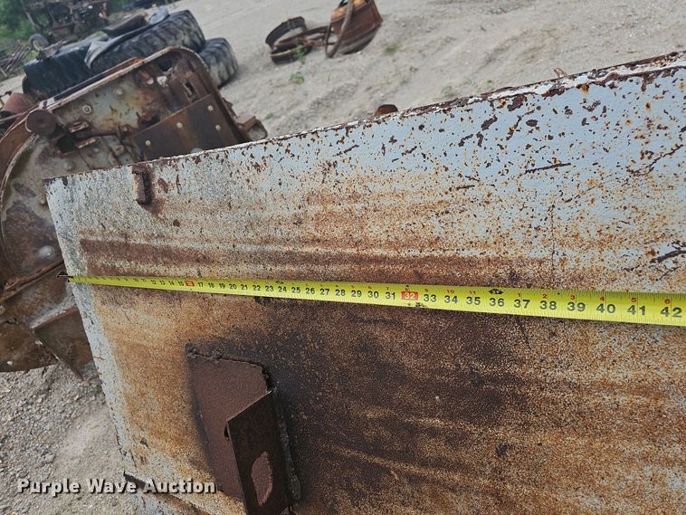 image for item NT9830 (2) crushers