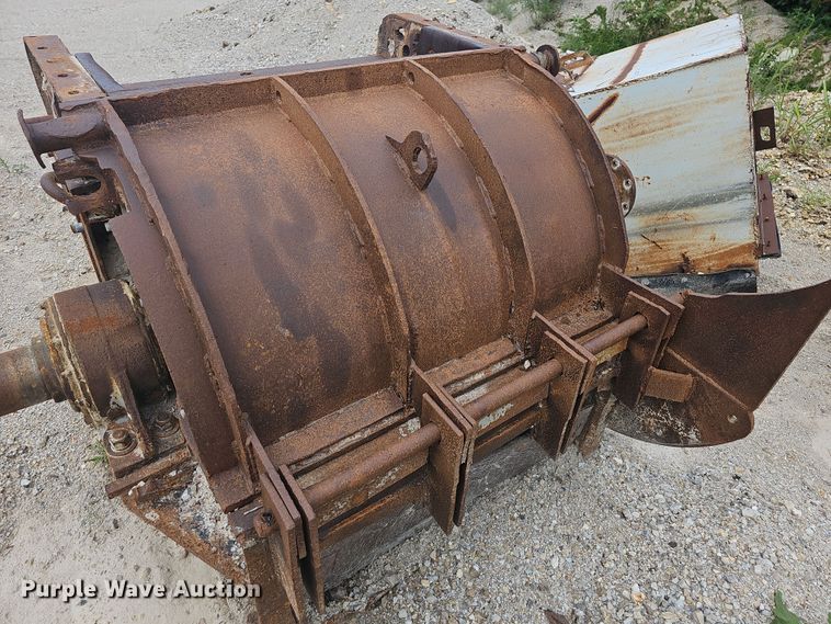 image for item NT9830 (2) crushers