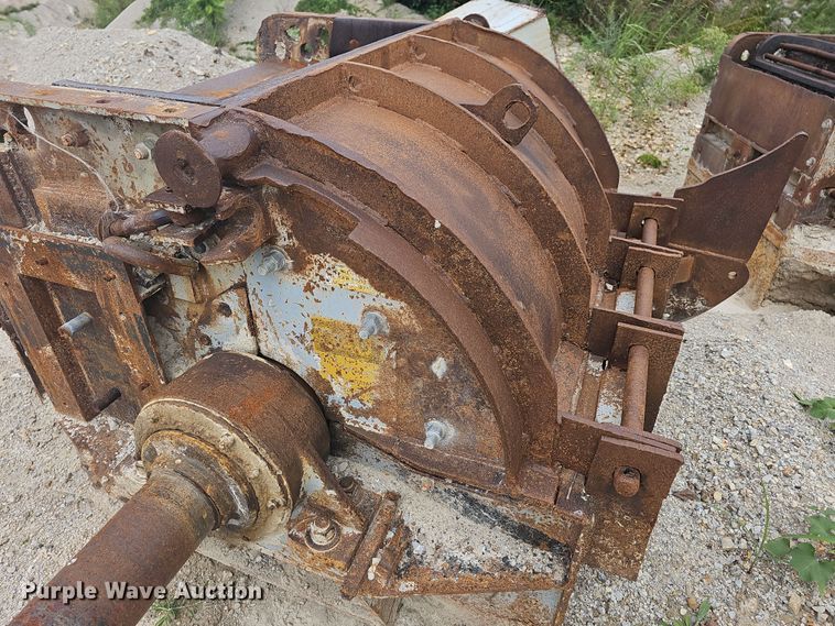 image for item NT9830 (2) crushers