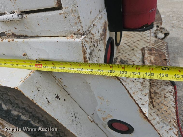 image for item NT9836 1988 Ford F800  utility / service truck