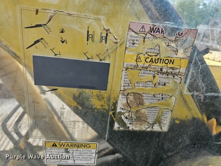 image for item NT9837 New Holland EC240  excavator