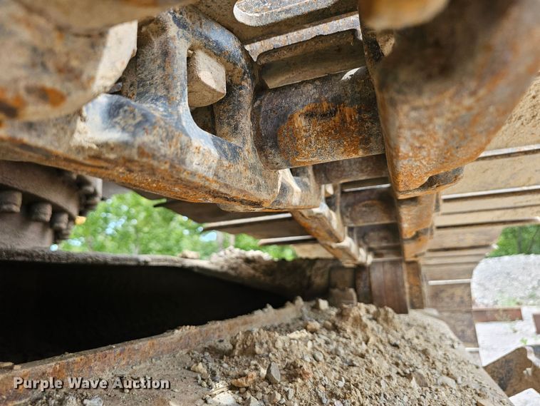 image for item NT9837 New Holland EC240  excavator