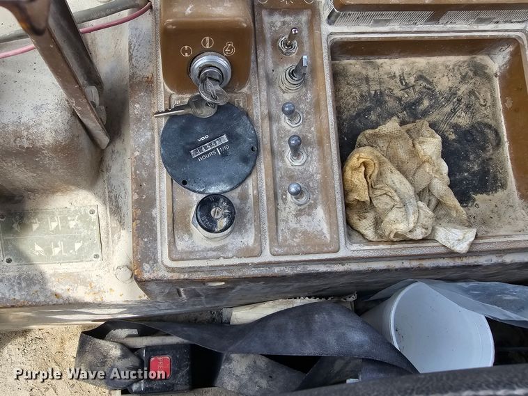 image for item NT9839 1986 Caterpillar 980C  wheel loader