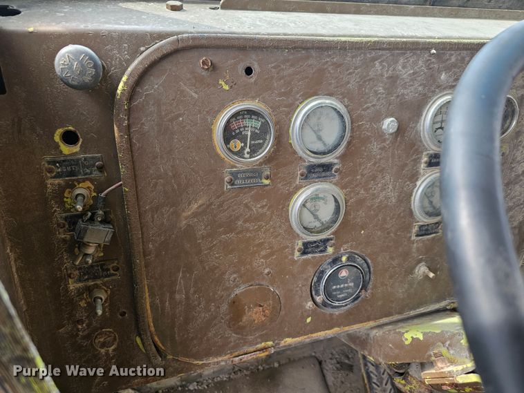 image for item NT9840 Euclid 71TD  haul truck