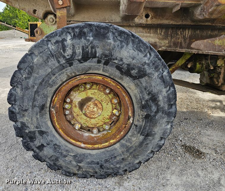 image for item NT9840 Euclid 71TD  haul truck