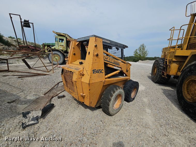 image for item NT9842 1990 Case 1845C  skid steer loader