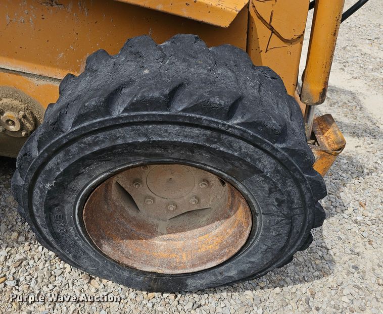 image for item NT9842 1990 Case 1845C  skid steer loader