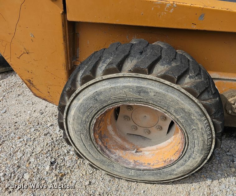 image for item NT9842 1990 Case 1845C  skid steer loader