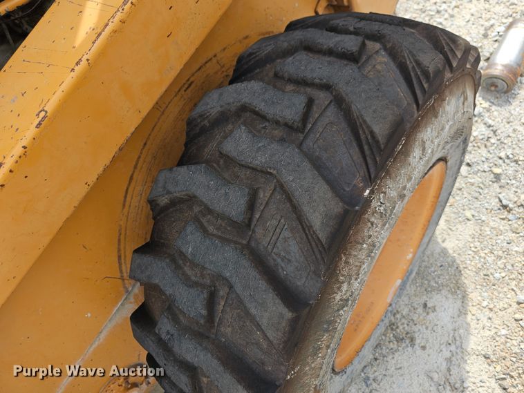 image for item NT9842 1990 Case 1845C  skid steer loader