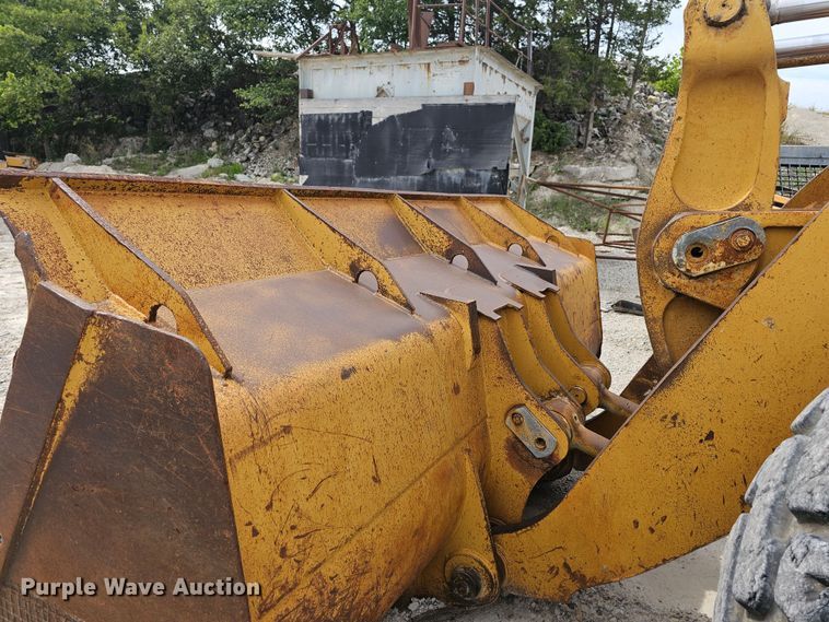 image for item NT9843 1984 Caterpillar 980C  wheel loader
