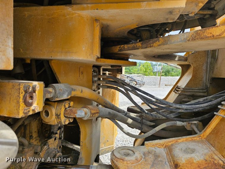 image for item NT9843 1984 Caterpillar 980C  wheel loader