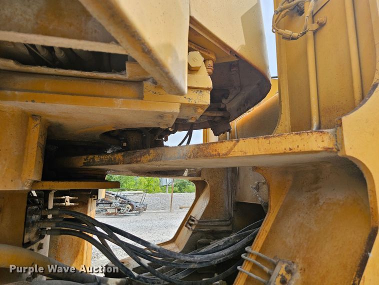 image for item NT9843 1984 Caterpillar 980C  wheel loader