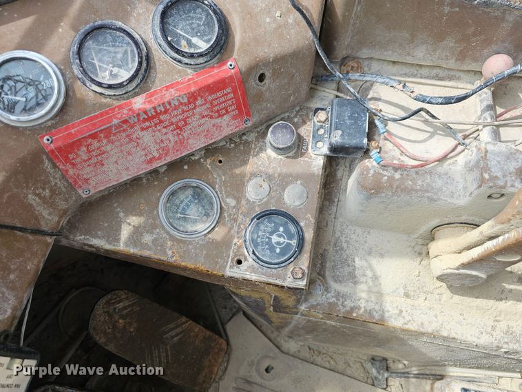 image for item NT9843 1984 Caterpillar 980C  wheel loader