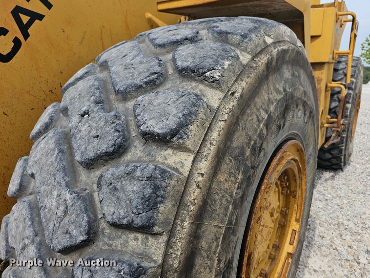 image for item NT9843 1984 Caterpillar 980C  wheel loader