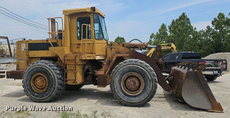 image for item NT9848 1981 Caterpillar 966D  wheel loader