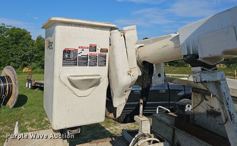 image for item NT9866 2008 Dodge Ram 5500HD  bucket truck