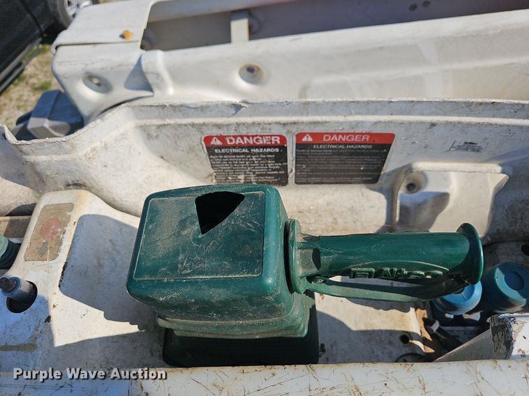 image for item NT9866 2008 Dodge Ram 5500HD  bucket truck