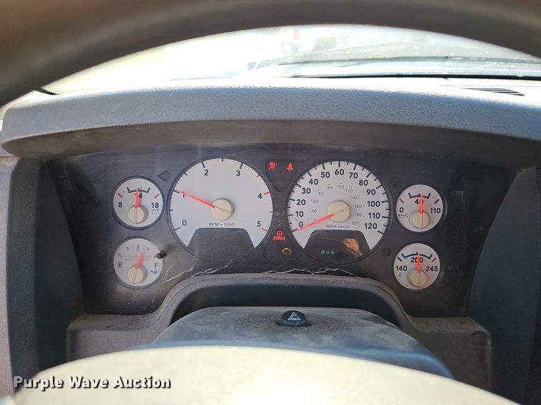 image for item NT9866 2008 Dodge Ram 5500HD  bucket truck