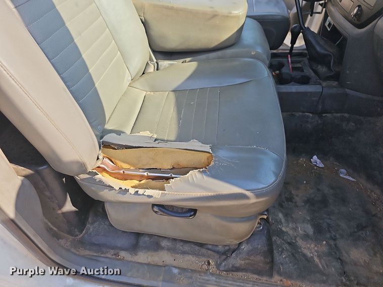 image for item NT9866 2008 Dodge Ram 5500HD  bucket truck