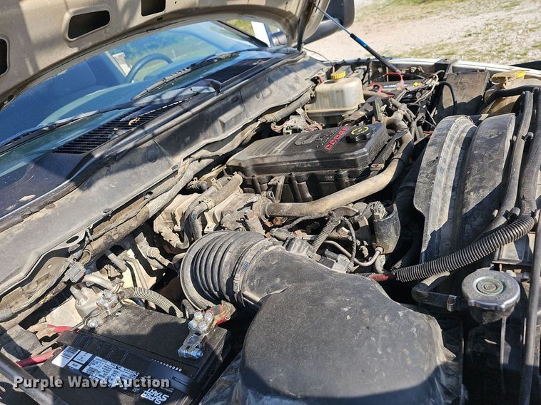 image for item NT9866 2008 Dodge Ram 5500HD  bucket truck