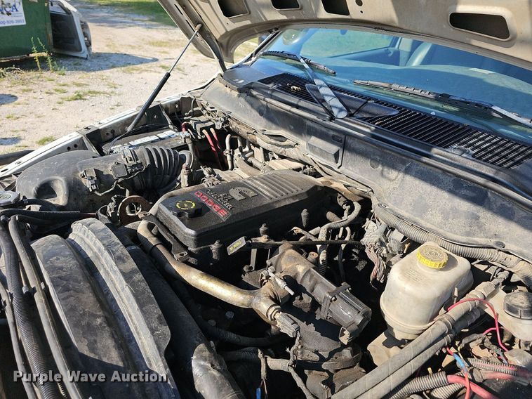 image for item NT9866 2008 Dodge Ram 5500HD  bucket truck