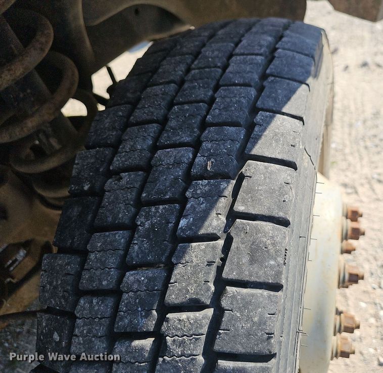 image for item NT9866 2008 Dodge Ram 5500HD  bucket truck