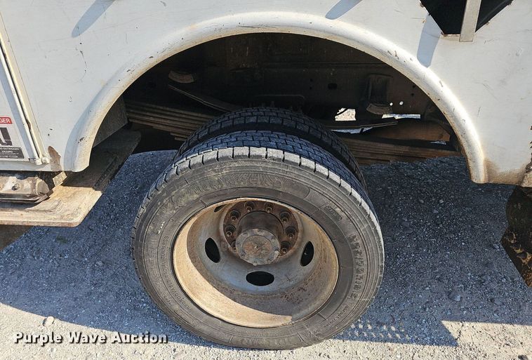 image for item NT9866 2008 Dodge Ram 5500HD  bucket truck