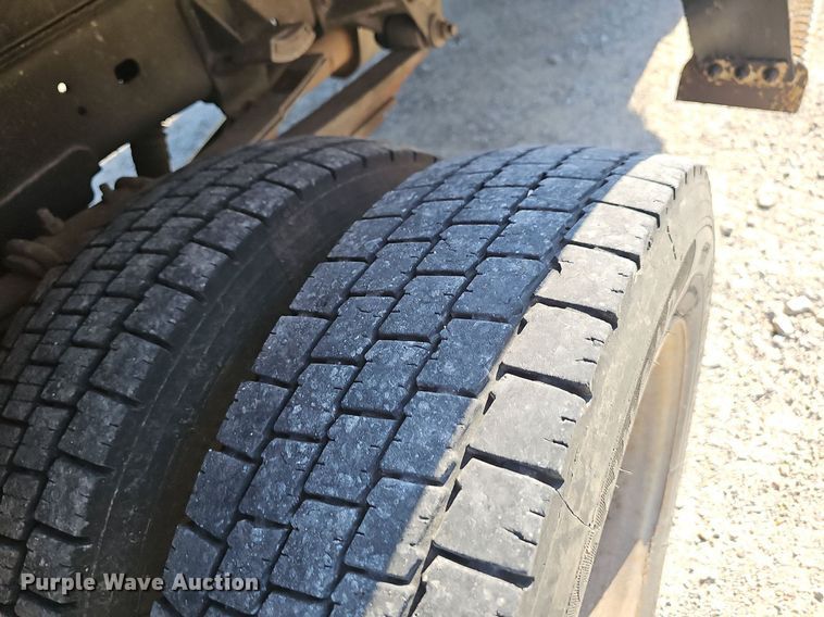 image for item NT9866 2008 Dodge Ram 5500HD  bucket truck