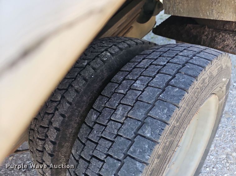 image for item NT9866 2008 Dodge Ram 5500HD  bucket truck