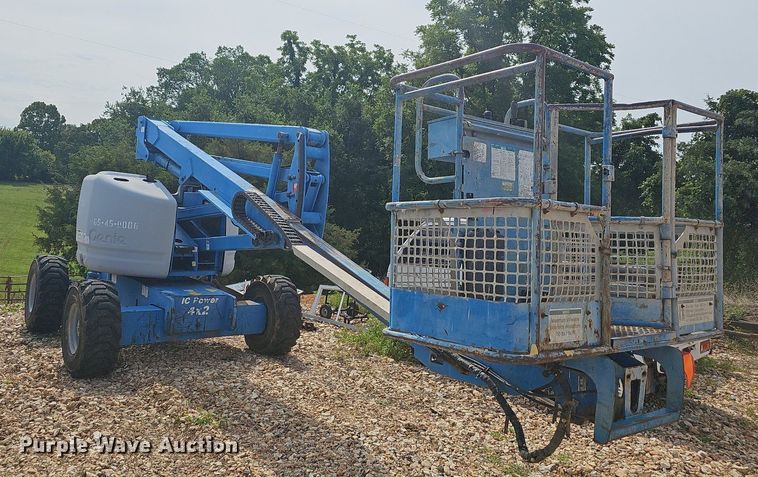 image for item NT9870 2000 Genie Z45/25  boom lift