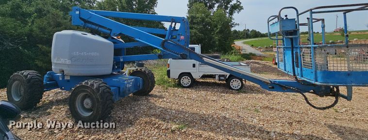 image for item NT9870 2000 Genie Z45/25  boom lift