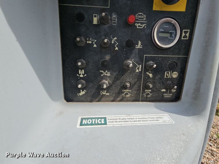 image for item NT9870 2000 Genie Z45/25  boom lift