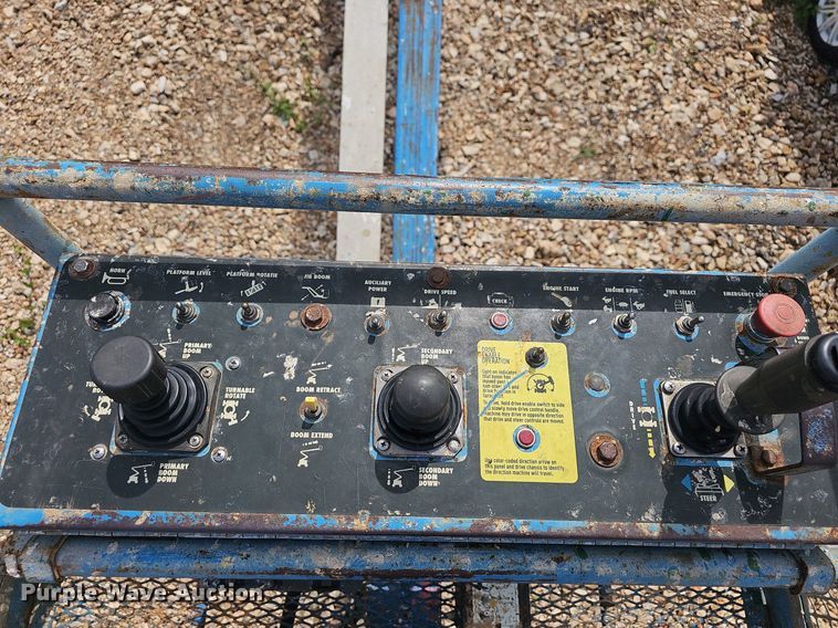 image for item NT9870 2000 Genie Z45/25  boom lift