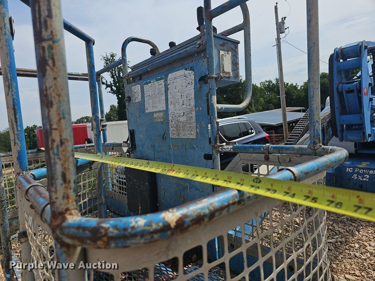 image for item NT9870 2000 Genie Z45/25  boom lift