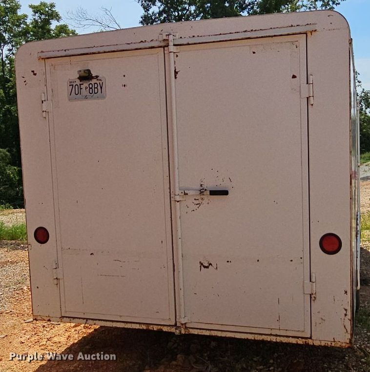 image for item NT9874 1999 W-W  enclosed cargo trailer