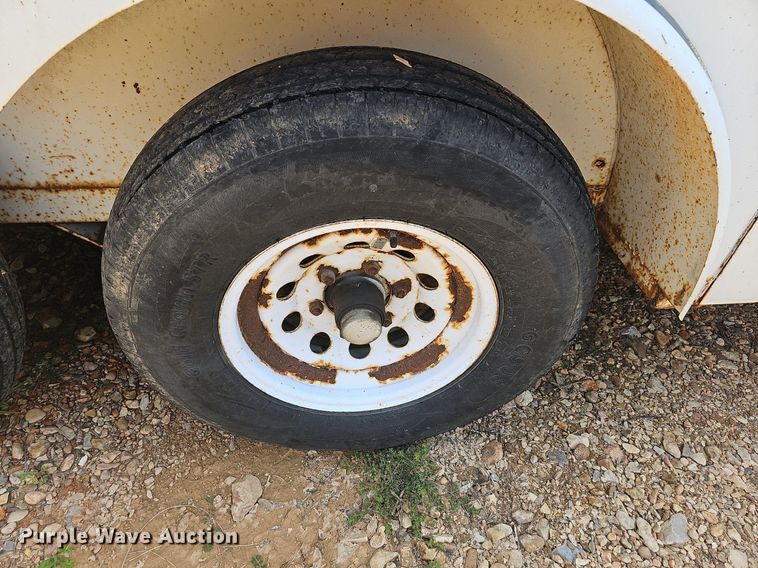 image for item NT9874 1999 W-W  enclosed cargo trailer