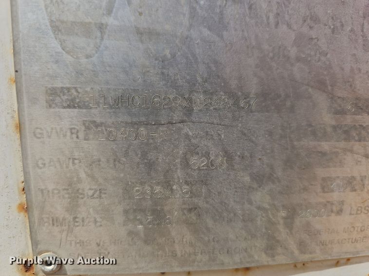 image for item NT9874 1999 W-W  enclosed cargo trailer