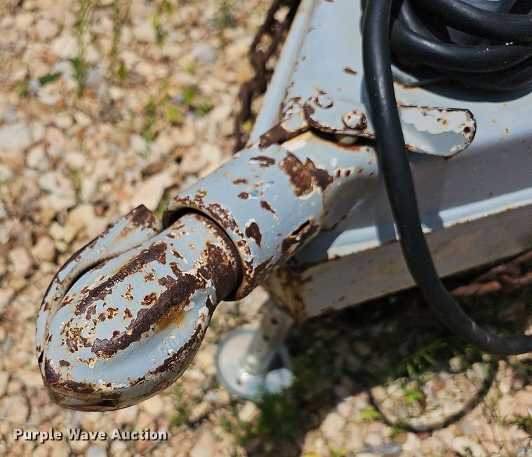 image for item NT9875 2001 W-W  enclosed cargo trailer