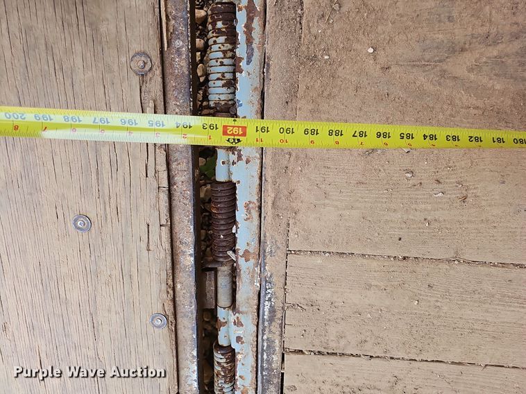 image for item NT9875 2001 W-W  enclosed cargo trailer