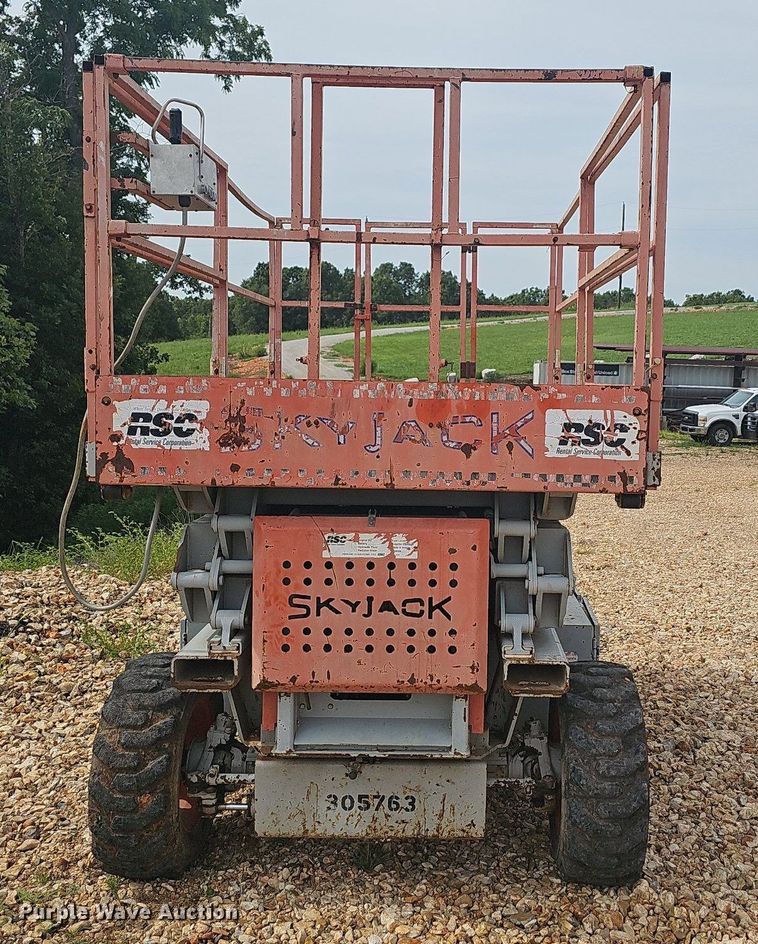 image for item NT9883 Skyjack SJ7027  scissor lift