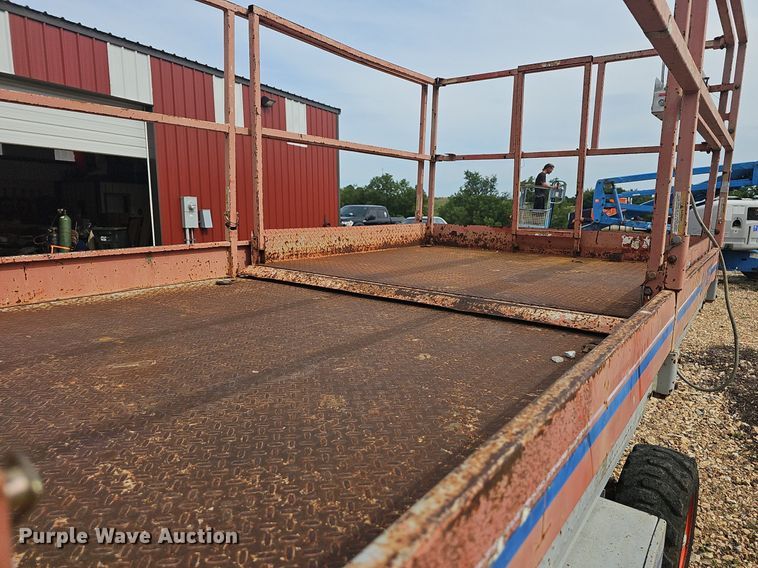 image for item NT9883 Skyjack SJ7027  scissor lift