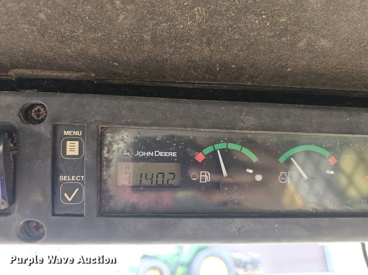 image for item NT9886 2006 John Deere 320  skid steer loader