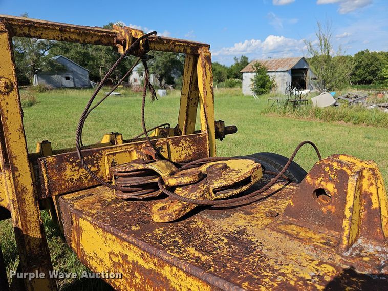 image for item NU9128 Caterpillar  ripper