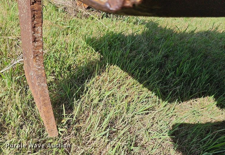 image for item NU9128 Caterpillar  ripper