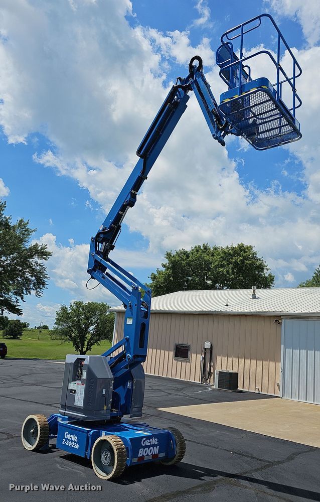 image for item NU9132 2013 Genie Z34/22N  boom lift