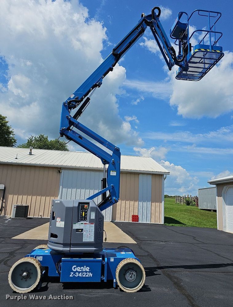 image for item NU9132 2013 Genie Z34/22N  boom lift