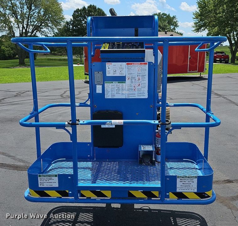 image for item NU9132 2013 Genie Z34/22N  boom lift